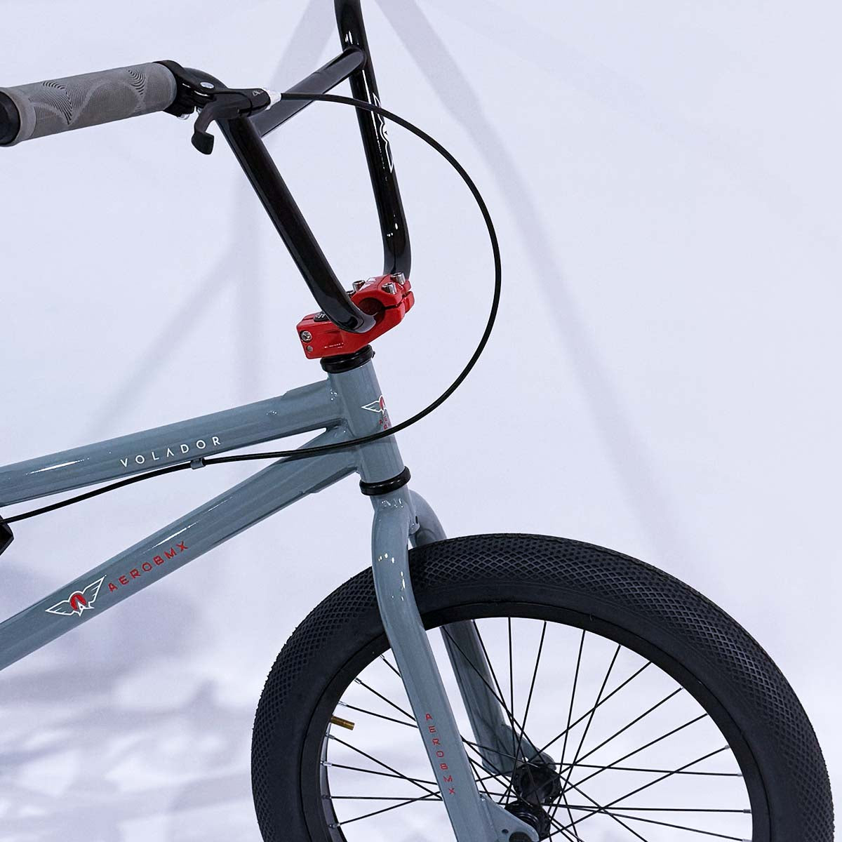 Bicicleta BMX Aerobmx Volador Centro Americano Profesional maza 14mm Rodado 20 Gris